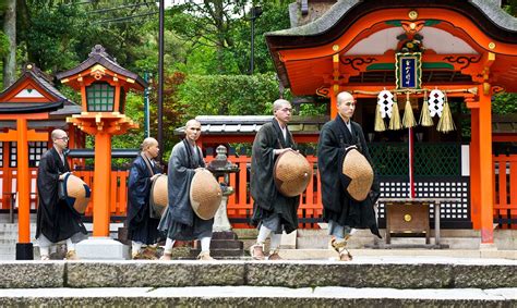 岡崎神社如何拜：神社的礼仪与信仰之源